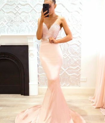 Pink Sweetheart Neck Bridesmaid Dresses Sleeveless Long Maid of the Honor Dress