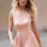 sweetheart neckline blush pink bridesmaid dresses